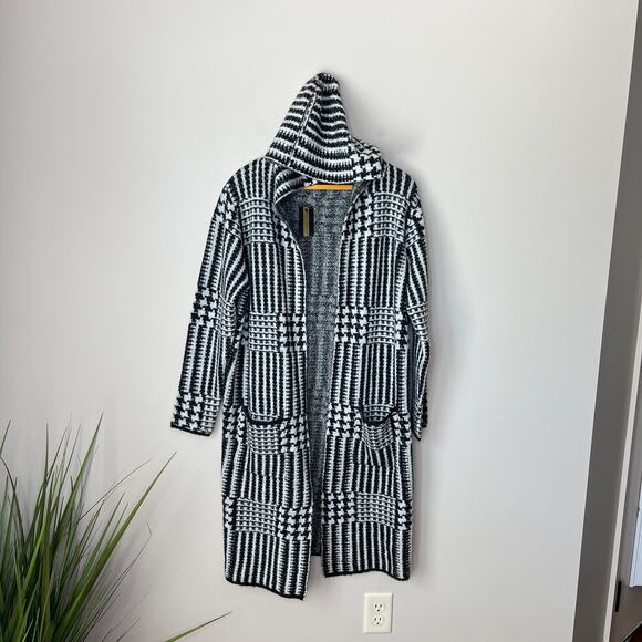 NEW Joseph A Houndstooth Long Hooded Cardigan Sweater in Canterbury Plaid Medium - Picture 2 of 11